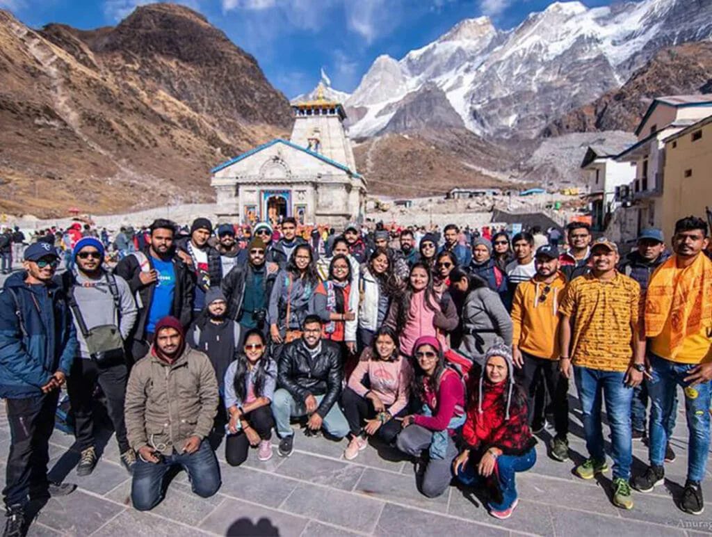 Helicopter landing at Kedarnath helipad